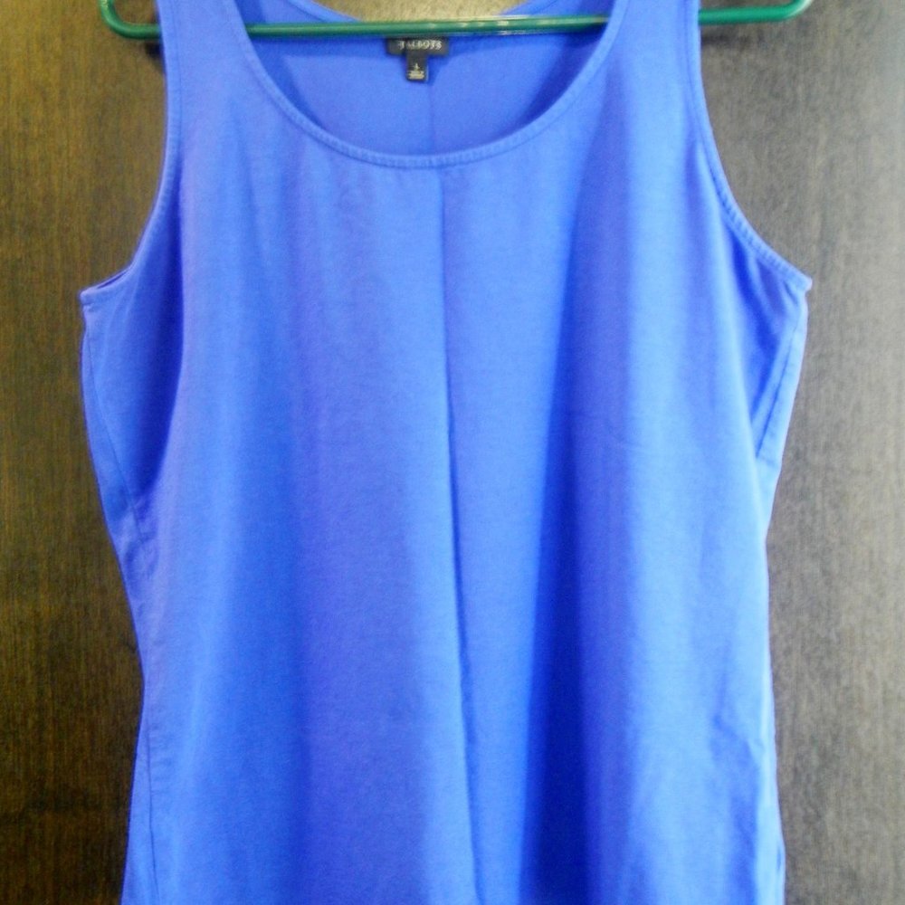 2 Tank Tops Blue and Green Size L